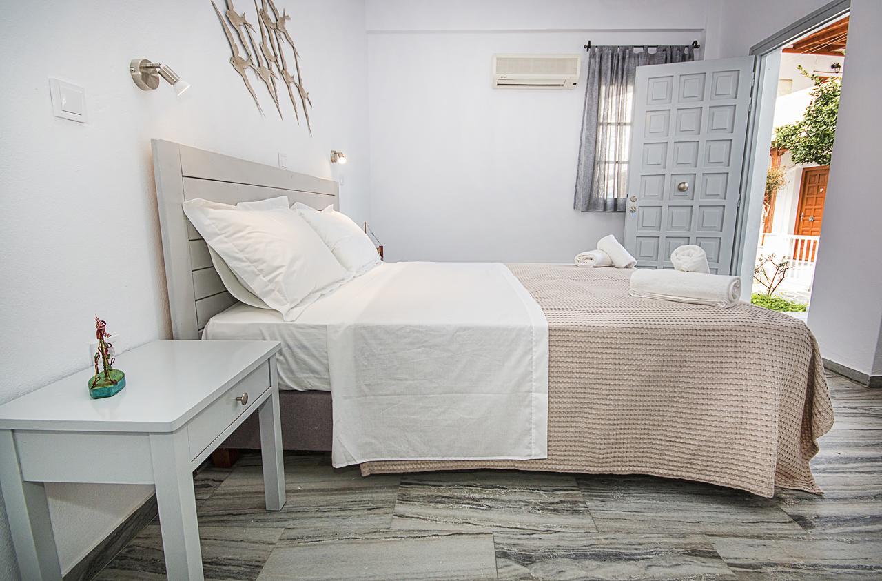 Mersea Apartments Páros 外观 照片
